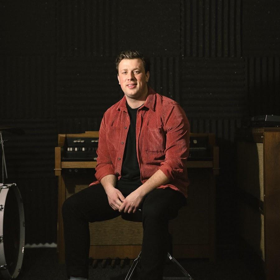 POBYT:KONCERT DOMI HALY BAND & GRILOVAČKA